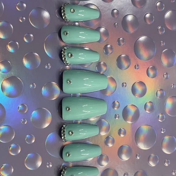 Fake nails - Picture 6 of 7